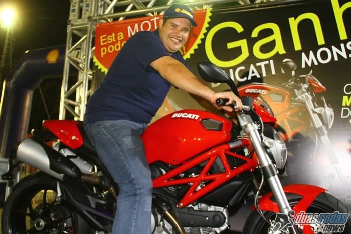 Ducati entrega prêmio ao eleito como O Melhor Motociclista do Brasil