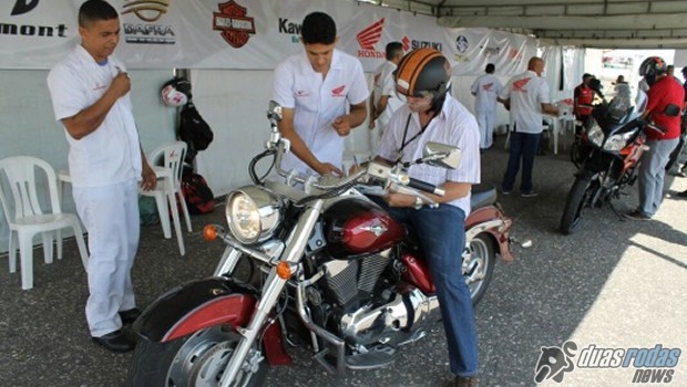 MotoCheck-Up recebe 1.600 motociclistas em Teresina
