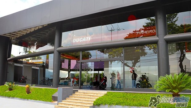 Ducati inaugura loja modelo em São Paulo