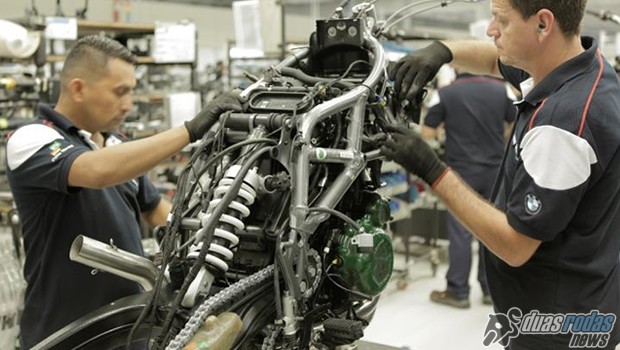 BMW inicia produção de motocicletas em sua nova fábrica no Brasil