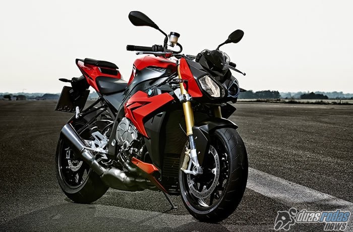 BMW anuncia a S 1000 R para primeiro semestre de 2014 no Brasil