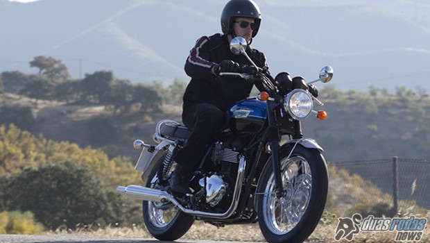 Triumph lança linha 2015 da Bonneville T100 com novas cores