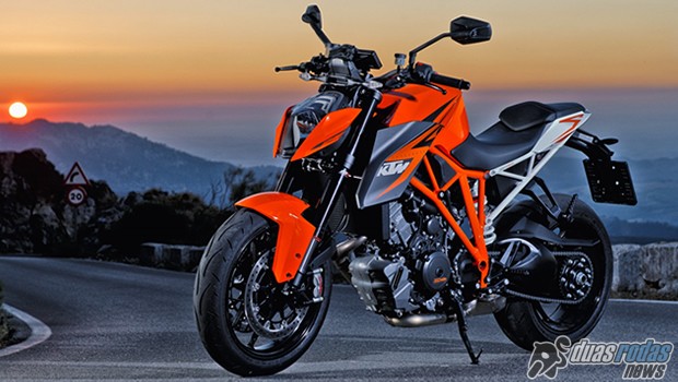 KTM 1290 Super Duke R chega ao mercado brasileiro