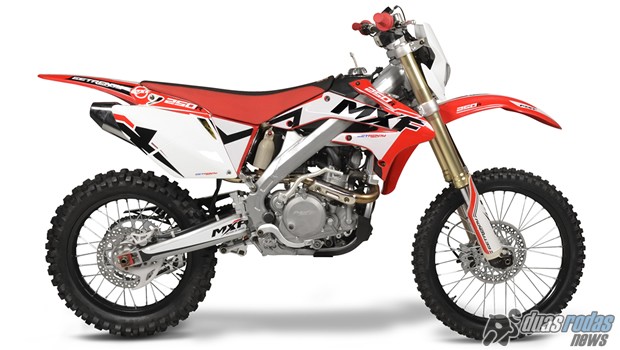 Chega ao mercado brasileiro a nova MXF 250R 2016