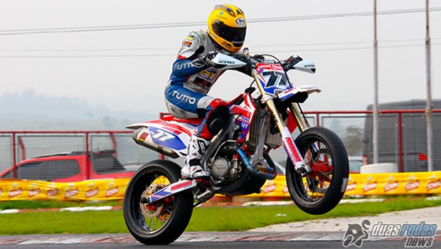 Quarta etapa do Supermoto Brasil Cup FPM é marcada por intensas disputas